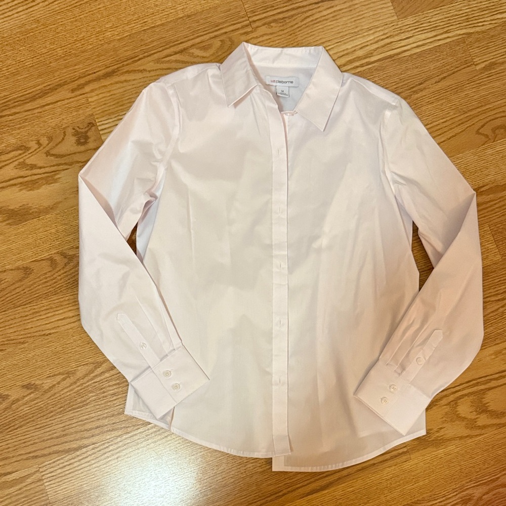 Liz Claiborne White Button-Up Shirt Size M